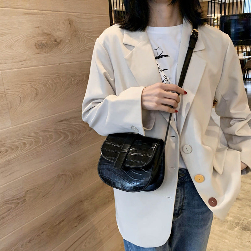 All-match Retro Women's Cross-body Semicircle Bag