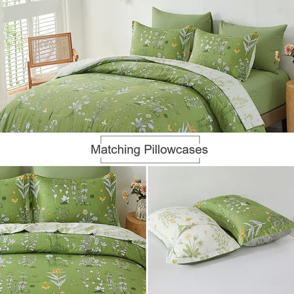 Vintage Delicate green bloom 3 Pc Comforter & Pillow Cover Set