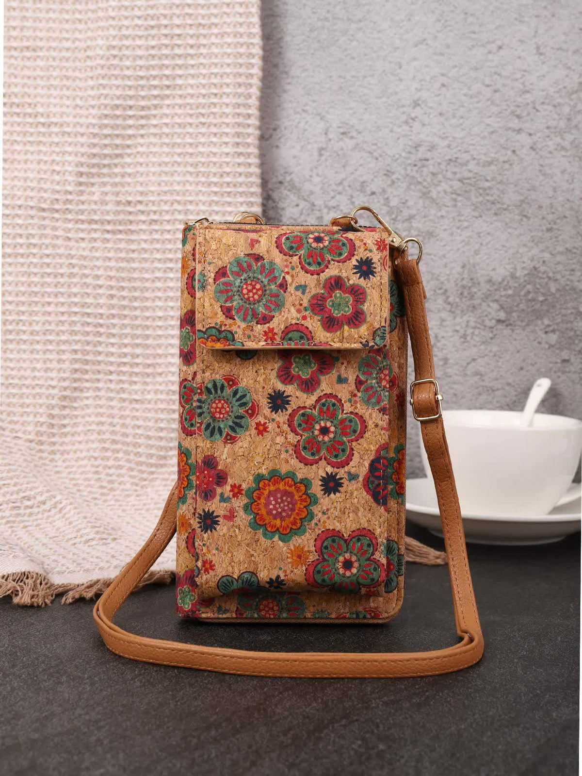 B Elegance Vintage Bohemian Style Wallet with Multi-Compartment Design - Large Capacity Zipper Clutch for Women